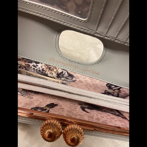 NWT! Yes Baker London Grey (mint green) Wallet - Picture 5 of 14